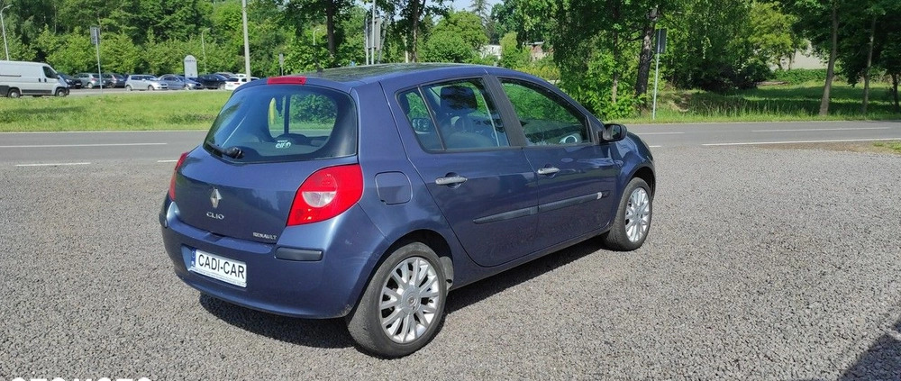 Renault Clio cena 5300 przebieg: 167000, rok produkcji 2006 z Osiek małe 106